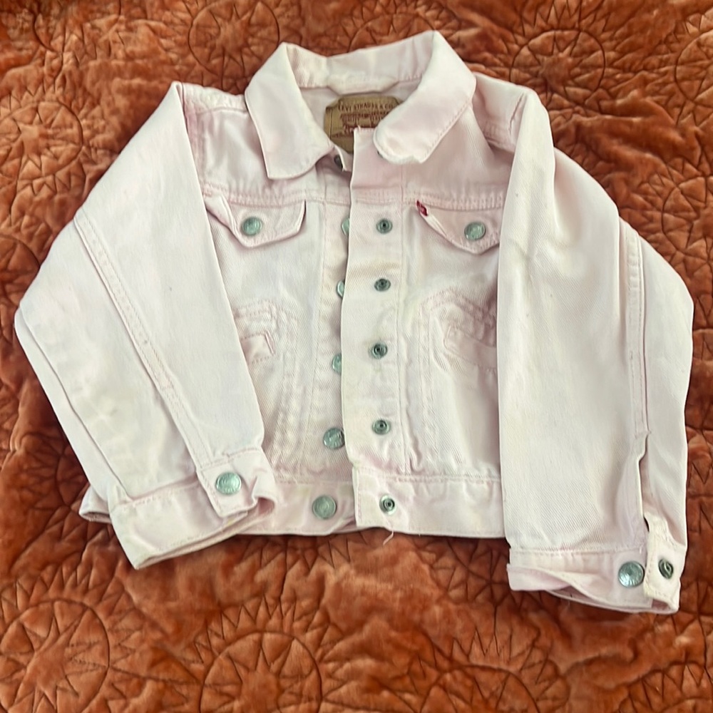 Girls 4t pink Levi’s jacket